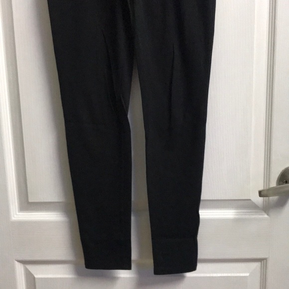 2/$40 🌺 2 Tied Up Leggings - Size XS - Picture 5 of 5